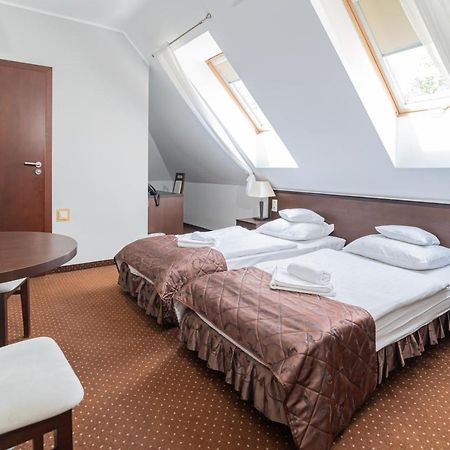 Hotel Pod Filarami Czeladź Extérieur photo