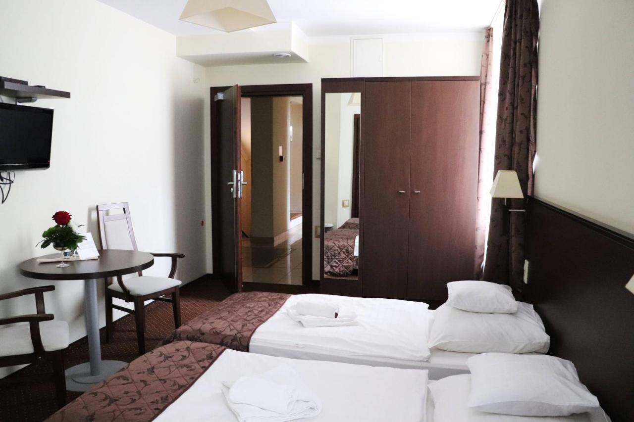 Hotel Pod Filarami Czeladź Extérieur photo